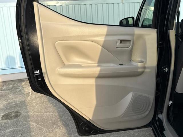 デイズ Ｓ　新品タイヤ／保証書／エマージェンシーブレーキ／車線逸脱防止支援システム／ＥＢＤ付ＡＢＳ／横滑り防止装置／アイドリングストップ／禁煙車／衝突安全ボディ／パワーウインドウ／キーレスエントリー　盗難防止装置（23枚目）