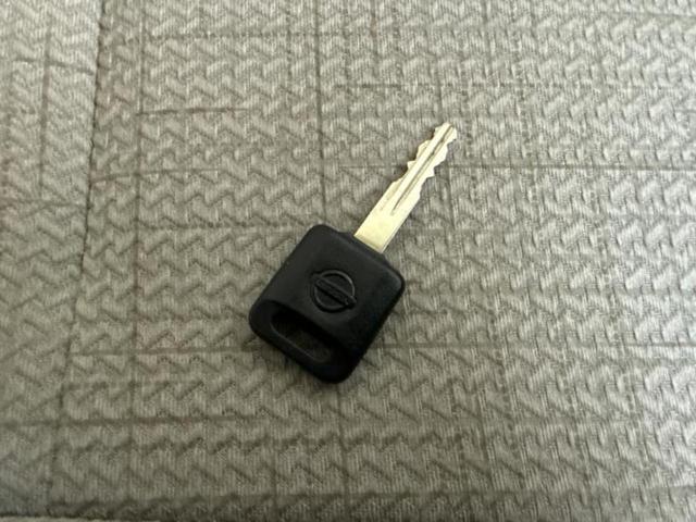 デイズ Ｓ　新品タイヤ／保証書／エマージェンシーブレーキ／車線逸脱防止支援システム／ＥＢＤ付ＡＢＳ／横滑り防止装置／アイドリングストップ／禁煙車／衝突安全ボディ／パワーウインドウ／キーレスエントリー　盗難防止装置（28枚目）