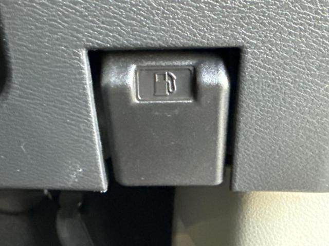 デイズ Ｓ　新品タイヤ／保証書／エマージェンシーブレーキ／車線逸脱防止支援システム／ＥＢＤ付ＡＢＳ／横滑り防止装置／アイドリングストップ／禁煙車／衝突安全ボディ／パワーウインドウ／キーレスエントリー　盗難防止装置（41枚目）