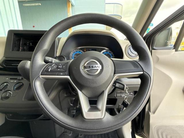 デイズ Ｓ　新品タイヤ／保証書／エマージェンシーブレーキ／車線逸脱防止支援システム／ＥＢＤ付ＡＢＳ／横滑り防止装置／アイドリングストップ／禁煙車／衝突安全ボディ／パワーウインドウ／キーレスエントリー　盗難防止装置（10枚目）