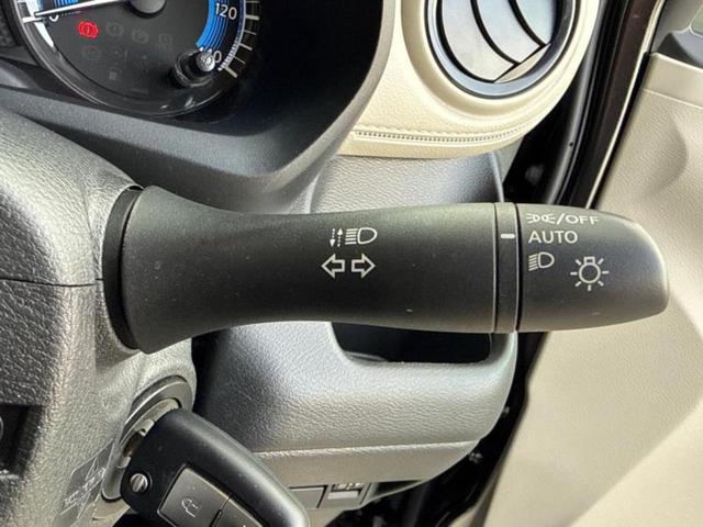 デイズ Ｓ　新品タイヤ／保証書／エマージェンシーブレーキ／車線逸脱防止支援システム／ＥＢＤ付ＡＢＳ／横滑り防止装置／アイドリングストップ／禁煙車／衝突安全ボディ／パワーウインドウ／キーレスエントリー　盗難防止装置（11枚目）