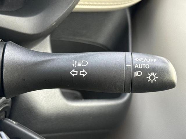 デイズ Ｓ　新品タイヤ／保証書／エマージェンシーブレーキ／車線逸脱防止支援システム／ＥＢＤ付ＡＢＳ／横滑り防止装置／アイドリングストップ／禁煙車／衝突安全ボディ／パワーウインドウ／キーレスエントリー　盗難防止装置（11枚目）