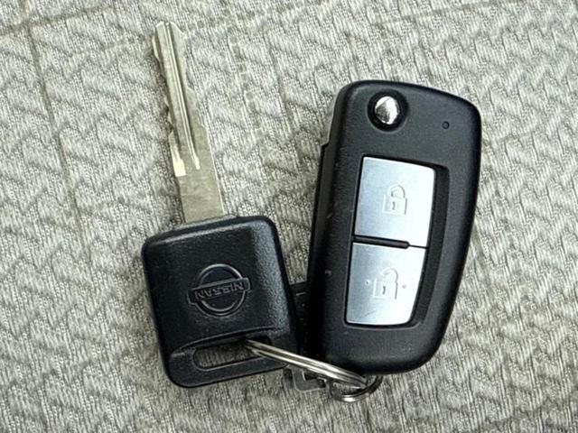 デイズ Ｓ　新品タイヤ／保証書／エマージェンシーブレーキ／車線逸脱防止支援システム／ＥＢＤ付ＡＢＳ／横滑り防止装置／アイドリングストップ／禁煙車／衝突安全ボディ／パワーウインドウ／キーレスエントリー　盗難防止装置（27枚目）