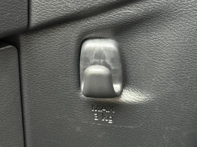 デイズ Ｓ　新品タイヤ／保証書／エマージェンシーブレーキ／車線逸脱防止支援システム／ＥＢＤ付ＡＢＳ／横滑り防止装置／アイドリングストップ／禁煙車／衝突安全ボディ／パワーウインドウ／キーレスエントリー　盗難防止装置（35枚目）