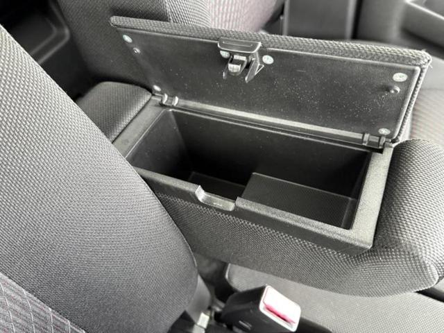 スペーシアカスタムＺ Ｚ　保証書／純正　ＳＤナビ／両側電動スライドドア／シートヒーター　運転席／ドライブレコーダー　純正／ヘッドランプ　ＨＩＤ／ＵＳＢジャック／Ｂｌｕｅｔｏｏｔｈ接続／ＥＴＣ／ＥＢＤ付ＡＢＳ　バックカメラ（31枚目）