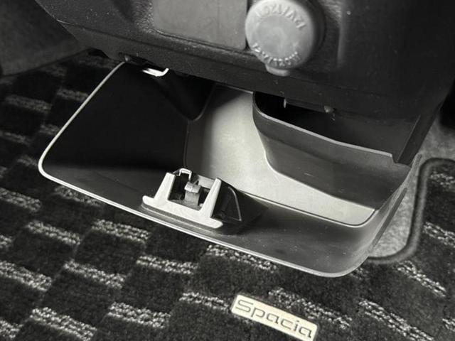 スペーシアカスタムＺ Ｚ　保証書／純正　ＳＤナビ／両側電動スライドドア／シートヒーター　運転席／ドライブレコーダー　純正／ヘッドランプ　ＨＩＤ／ＵＳＢジャック／Ｂｌｕｅｔｏｏｔｈ接続／ＥＴＣ／ＥＢＤ付ＡＢＳ　バックカメラ（38枚目）