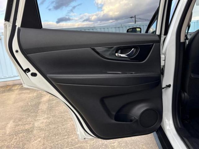 エクストレイル 20X 保証書/純正 9インチ SDナビ/フリップダウンモニター 純正 11インチ/インテリジェントルームミラー/エマージェンシーブレーキ/アラウンドビューモニター/シート 撥水加工/電動バックドア 禁煙車(23枚目)