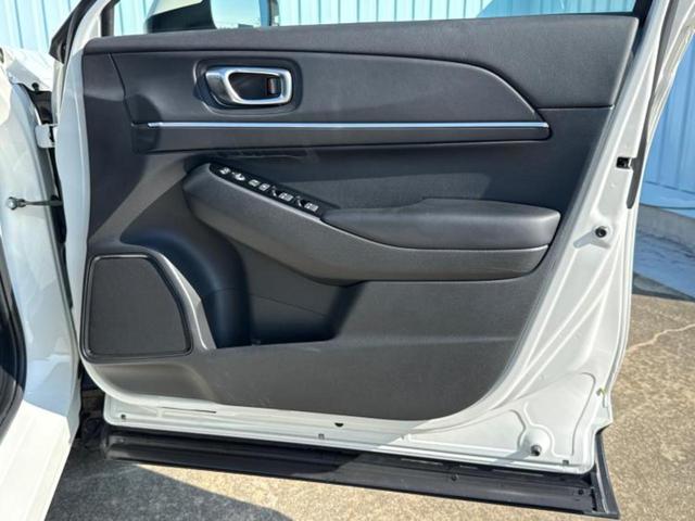 ヴェゼル eHEV Z 保証書/純正 9インチ SDナビ/ホンダセンシング/シートヒーター 前席/車線逸脱防止支援システム/シート ハーフレザー/電動バックドア/ドライブレコーダー 前後/ヘッドランプ LED バックカメラ(20枚目)