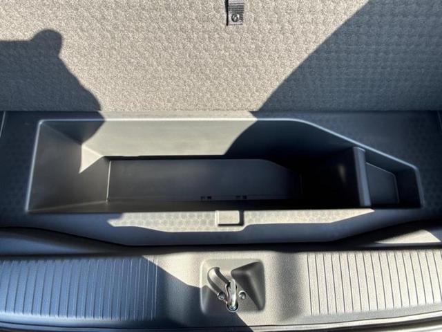 ヴェゼル eHEV Z 保証書/純正 9インチ SDナビ/ホンダセンシング/シートヒーター 前席/車線逸脱防止支援システム/シート ハーフレザー/電動バックドア/ドライブレコーダー 前後/ヘッドランプ LED バックカメラ(24枚目)