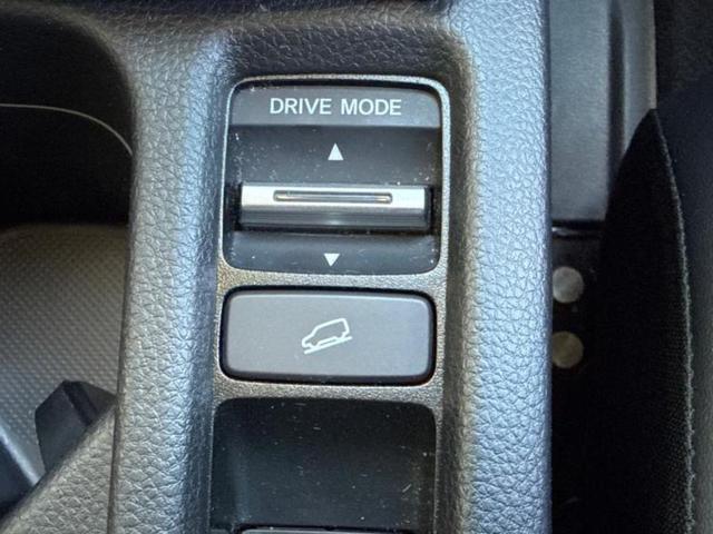 ヴェゼル eHEV Z 保証書/純正 9インチ SDナビ/ホンダセンシング/シートヒーター 前席/車線逸脱防止支援システム/シート ハーフレザー/電動バックドア/ドライブレコーダー 前後/ヘッドランプ LED バックカメラ(41枚目)