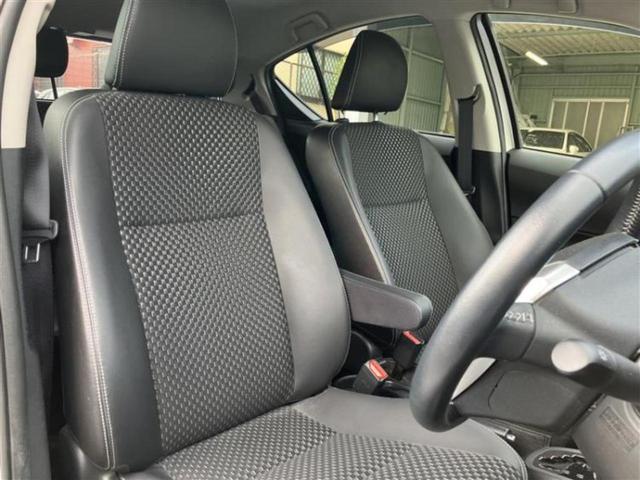 アクア Xアーバン 保証書/純正 SDナビ/Bluetooth接続/ETC/EBD付ABS/横滑り防止装置/バックモニター/地上波デジタルチューナー/DVD/ルーフレール/禁煙車/衝突安全ボディ バックカメラ DVD再生(5枚目)