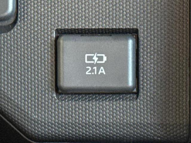 タフト Ｘ　新品タイヤ／保証書／スマートアシスト（トヨタ・ダイハツ）／車線逸脱防止支援システム／ヘッドランプ　ＬＥＤ／ＵＳＢジャック／ＥＢＤ付ＡＢＳ／アイドリングストップ／禁煙車／エアバッグ　サイド　盗難防止装置（30枚目）