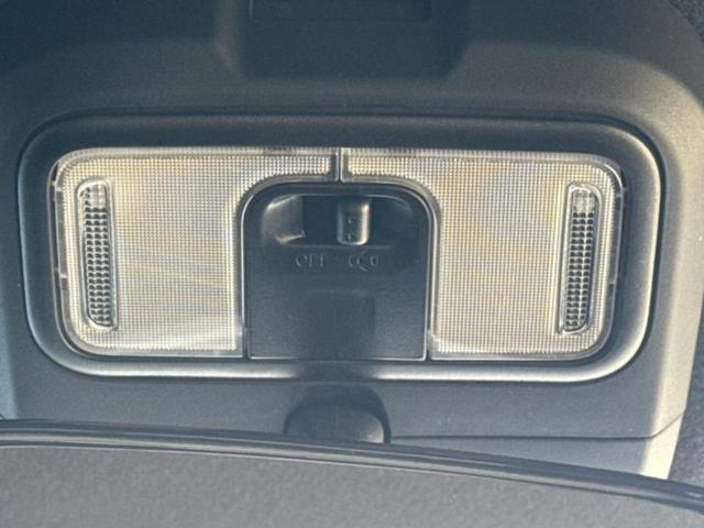 タフト Ｘ　新品タイヤ／保証書／スマートアシスト（トヨタ・ダイハツ）／車線逸脱防止支援システム／ヘッドランプ　ＬＥＤ／ＵＳＢジャック／ＥＢＤ付ＡＢＳ／アイドリングストップ／禁煙車／エアバッグ　サイド　盗難防止装置（36枚目）