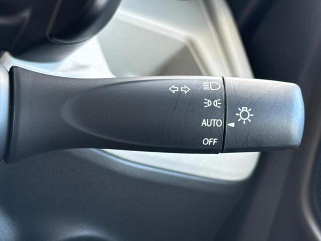 スペーシア ハイブリッドＧ　保証書／セーフティサポート（スズキ）／車線逸脱防止支援システム／ヘッドランプ　ＬＥＤ／ＥＢＤ付ＡＢＳ／横滑り防止装置／アイドリングストップ／禁煙車／エアバッグ　運転席／エアバッグ　助手席　盗難防止装置（11枚目）