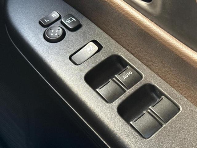 スペーシア ハイブリッドＧ　保証書／セーフティサポート（スズキ）／車線逸脱防止支援システム／ヘッドランプ　ＬＥＤ／ＥＢＤ付ＡＢＳ／横滑り防止装置／アイドリングストップ／禁煙車／エアバッグ　運転席／エアバッグ　助手席　盗難防止装置（18枚目）