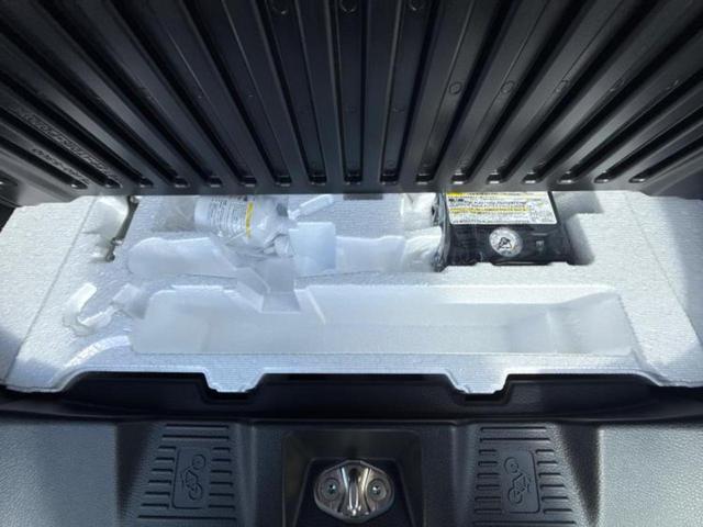 スペーシア ハイブリッドＧ　保証書／セーフティサポート（スズキ）／車線逸脱防止支援システム／ヘッドランプ　ＬＥＤ／ＥＢＤ付ＡＢＳ／横滑り防止装置／アイドリングストップ／禁煙車／エアバッグ　運転席／エアバッグ　助手席　盗難防止装置（24枚目）