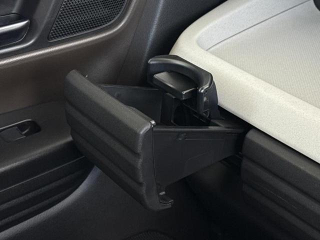 スペーシア ハイブリッドＧ　保証書／セーフティサポート（スズキ）／車線逸脱防止支援システム／ヘッドランプ　ＬＥＤ／ＥＢＤ付ＡＢＳ／横滑り防止装置／アイドリングストップ／禁煙車／エアバッグ　運転席／エアバッグ　助手席　盗難防止装置（31枚目）