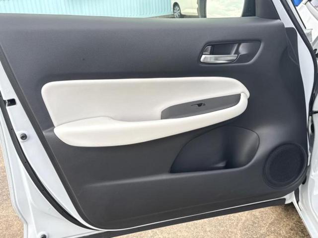 フィット ホーム　保証書／純正　ＳＤナビ／ホンダセンシング／車線逸脱防止支援システム／シート　ハーフレザー／ヘッドランプ　ＬＥＤ／ＵＳＢジャック／Ｂｌｕｅｔｏｏｔｈ接続／ＥＴＣ／ＥＢＤ付ＡＢＳ／横滑り防止装置（21枚目）