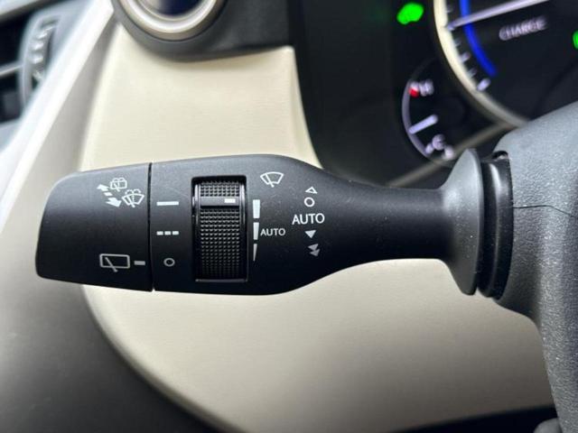 ＮＸ ＮＸ３００ｈブラックシークエンス　保証書／純正　１０インチ　ＳＤナビ／プリクラッシュセーフティ／シートヒーター　前席／車線逸脱防止支援システム／シート　合皮／電動バックドア／ドライブレコーダー　社外／ヘッドランプ　ＬＥＤ　バックカメラ（17枚目）