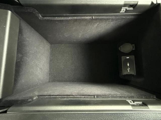 ＮＸ ＮＸ３００ｈブラックシークエンス　保証書／純正　１０インチ　ＳＤナビ／プリクラッシュセーフティ／シートヒーター　前席／車線逸脱防止支援システム／シート　合皮／電動バックドア／ドライブレコーダー　社外／ヘッドランプ　ＬＥＤ　バックカメラ（42枚目）