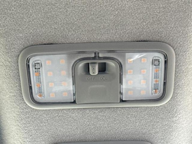 トール カスタムＧターボＳＡ３　新品タイヤ／エアロ／社外　９インチ　ＳＤナビ／スマートアシスト（トヨタ・ダイハツ）／両側電動スライドドア／車線逸脱防止支援システム／ヘッドランプ　ＨＩＤ／ＵＳＢジャック／Ｂｌｕｅｔｏｏｔｈ接続（41枚目）