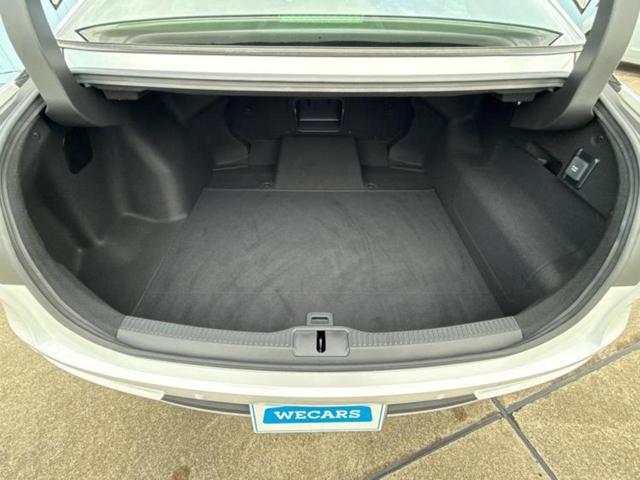 クラウンクロスオーバー ４ＷＤ　Ｇアドバンスド　新品タイヤ／保証書／ディスプレイオーディオ＋ナビ／デジタルインナーミラー／トヨタセーフティセンス／全方位モニター／車線逸脱防止支援システム／シート　ハーフレザー／電動バックドア　衝突被害軽減システム（8枚目）