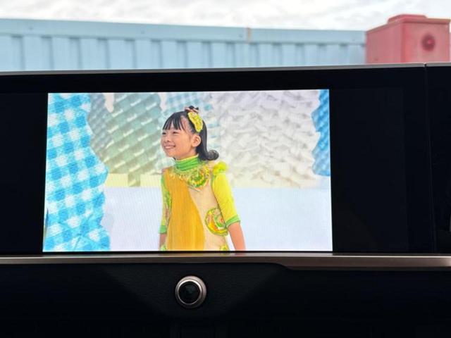 クラウンクロスオーバー ４ＷＤ　Ｇアドバンスド　新品タイヤ／保証書／ディスプレイオーディオ＋ナビ／デジタルインナーミラー／トヨタセーフティセンス／全方位モニター／車線逸脱防止支援システム／シート　ハーフレザー／電動バックドア　衝突被害軽減システム（12枚目）