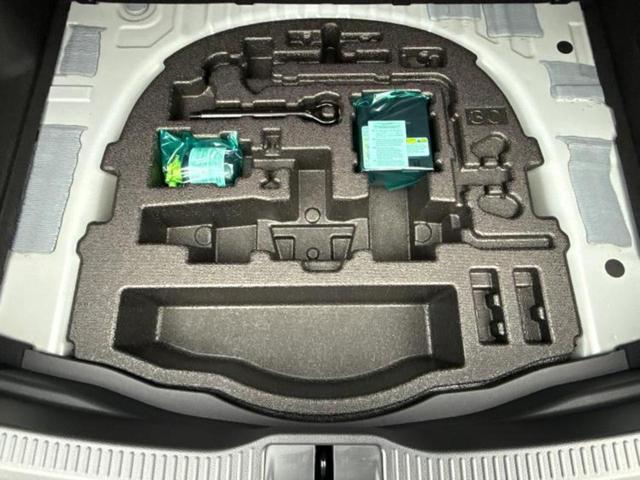 クラウンクロスオーバー ４ＷＤ　Ｇアドバンスド　新品タイヤ／保証書／ディスプレイオーディオ＋ナビ／デジタルインナーミラー／トヨタセーフティセンス／全方位モニター／車線逸脱防止支援システム／シート　ハーフレザー／電動バックドア　衝突被害軽減システム（24枚目）