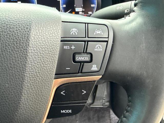 クラウンクロスオーバー ４ＷＤ　Ｇアドバンスド　新品タイヤ／保証書／ディスプレイオーディオ＋ナビ／デジタルインナーミラー／トヨタセーフティセンス／全方位モニター／車線逸脱防止支援システム／シート　ハーフレザー／電動バックドア　衝突被害軽減システム（28枚目）