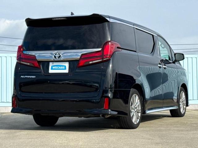 アルファード Ｓタイプゴールド２　新品タイヤ／ディスプレイオーディオ＋ナビ９インチ／フリップダウンモニター／トヨタセーフティセンス／両側電動スライドドア／車線逸脱防止支援システム／シート　ハーフレザー／電動バックドア　バックカメラ（3枚目）