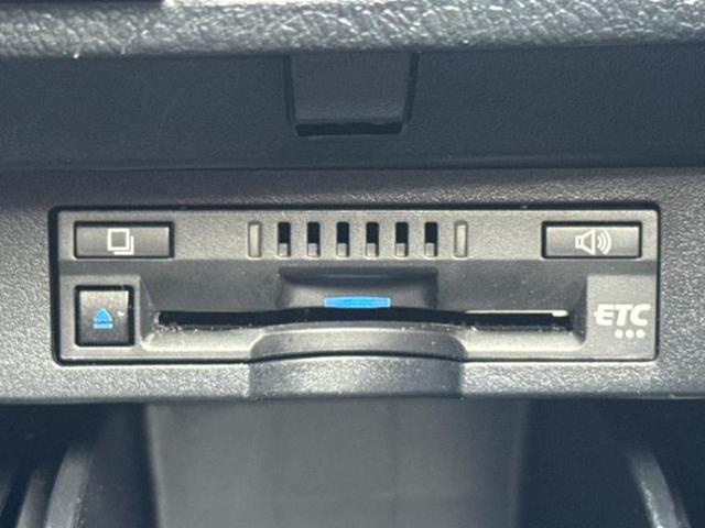 アルファード Ｓタイプゴールド２　新品タイヤ／ディスプレイオーディオ＋ナビ９インチ／フリップダウンモニター／トヨタセーフティセンス／両側電動スライドドア／車線逸脱防止支援システム／シート　ハーフレザー／電動バックドア　バックカメラ（18枚目）