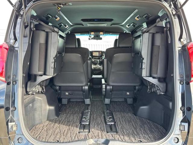 アルファード Ｓタイプゴールド２　新品タイヤ／ディスプレイオーディオ＋ナビ９インチ／フリップダウンモニター／トヨタセーフティセンス／両側電動スライドドア／車線逸脱防止支援システム／シート　ハーフレザー／電動バックドア　バックカメラ（21枚目）