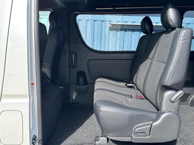 ハイエースバン ロングスーパーＧＬダークプライム２　保証書／社外　１１インチ　ＳＤナビ／デジタルインナーミラー／トヨタセーフティセンス／両側電動スライドドア／パノラミックビューモニター／車線逸脱防止支援システム／ドライブレコーダー　前後　全周囲カメラ（7枚目）