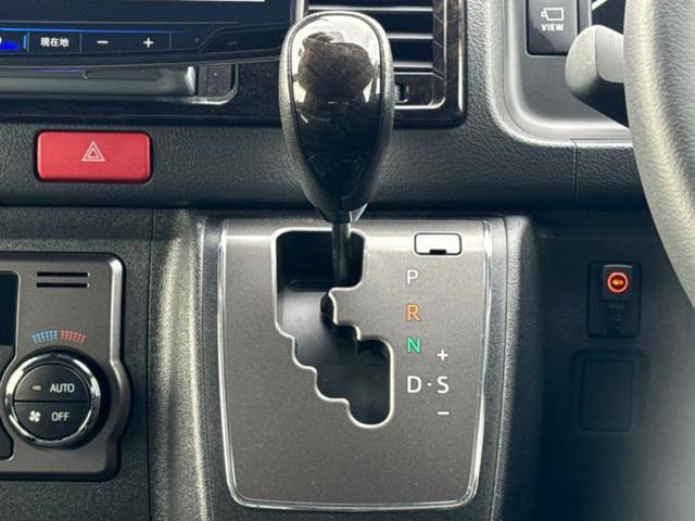 ハイエースバン ロングスーパーＧＬダークプライム２　保証書／社外　１１インチ　ＳＤナビ／デジタルインナーミラー／トヨタセーフティセンス／両側電動スライドドア／パノラミックビューモニター／車線逸脱防止支援システム／ドライブレコーダー　前後　全周囲カメラ（17枚目）