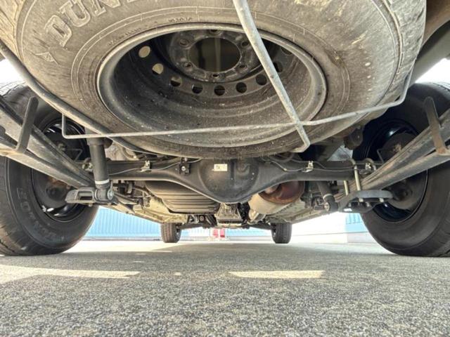 ハイエースバン ロングスーパーＧＬダークプライム２　保証書／社外　１１インチ　ＳＤナビ／デジタルインナーミラー／トヨタセーフティセンス／両側電動スライドドア／パノラミックビューモニター／車線逸脱防止支援システム／ドライブレコーダー　前後　全周囲カメラ（45枚目）