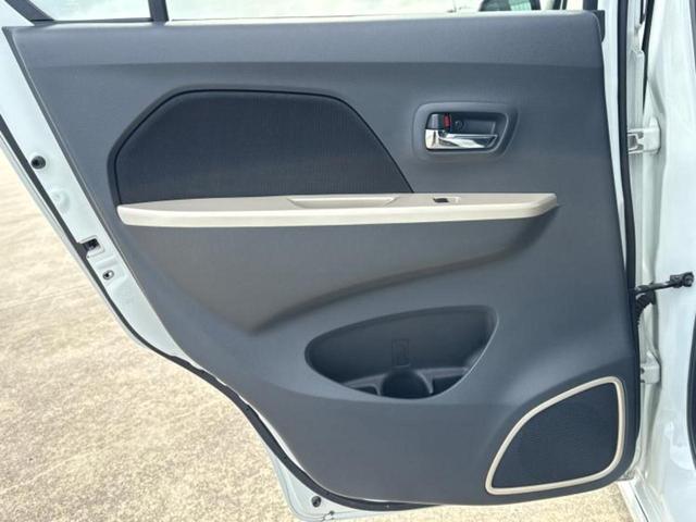 ワゴンＲスティングレー Ｊスタイル　保証書／社外　ＳＤナビ／衝突安全装置／シートヒーター／ヘッドランプ　ＨＩＤ／ＥＢＤ付ＡＢＳ／横滑り防止装置／アイドリングストップ／フルセグＴＶ／エアバッグ　運転席／エアバッグ　助手席　ワンオーナー（23枚目）