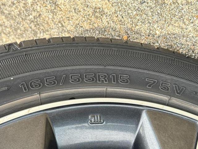 ワゴンＲスティングレー Ｊスタイル　保証書／社外　ＳＤナビ／衝突安全装置／シートヒーター／ヘッドランプ　ＨＩＤ／ＥＢＤ付ＡＢＳ／横滑り防止装置／アイドリングストップ／フルセグＴＶ／エアバッグ　運転席／エアバッグ　助手席　ワンオーナー（51枚目）