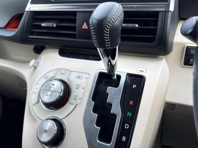 シエンタ ハイブリッドＧ　保証書／純正　ＳＤナビ／トヨタセーフティセンス／両側電動スライドドア／シートヒーター　運転席／車線逸脱防止支援システム／ヘッドランプ　ＬＥＤ／Ｂｌｕｅｔｏｏｔｈ接続／ＥＢＤ付ＡＢＳ／横滑り防止装置（18枚目）