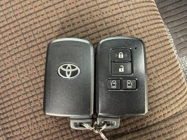 シエンタ ハイブリッドＧ　保証書／純正　ＳＤナビ／トヨタセーフティセンス／両側電動スライドドア／シートヒーター　運転席／車線逸脱防止支援システム／ヘッドランプ　ＬＥＤ／Ｂｌｕｅｔｏｏｔｈ接続／ＥＢＤ付ＡＢＳ／横滑り防止装置（34枚目）