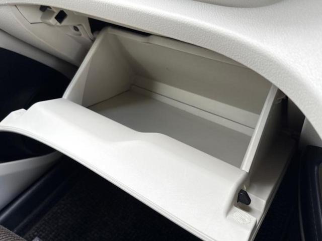 シエンタ ハイブリッドＧ　保証書／純正　ＳＤナビ／トヨタセーフティセンス／両側電動スライドドア／シートヒーター　運転席／車線逸脱防止支援システム／ヘッドランプ　ＬＥＤ／Ｂｌｕｅｔｏｏｔｈ接続／ＥＢＤ付ＡＢＳ／横滑り防止装置（39枚目）