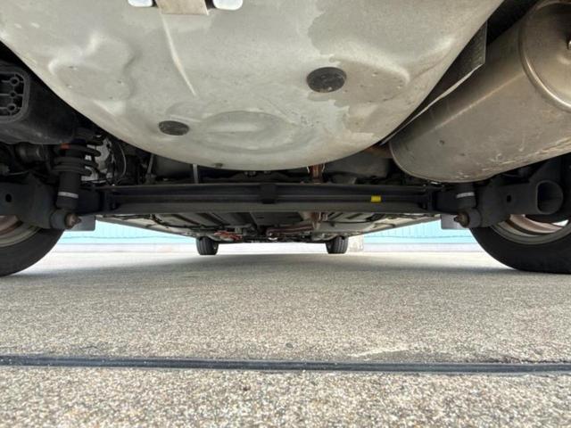 シエンタ ハイブリッドＧ　保証書／純正　ＳＤナビ／トヨタセーフティセンス／両側電動スライドドア／シートヒーター　運転席／車線逸脱防止支援システム／ヘッドランプ　ＬＥＤ／Ｂｌｕｅｔｏｏｔｈ接続／ＥＢＤ付ＡＢＳ／横滑り防止装置（48枚目）