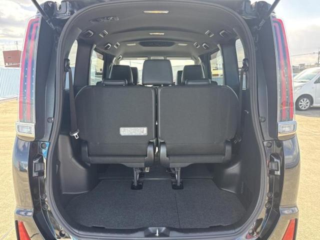 ノア ハイブリッドＳｉダブルバイビー２　保証書／純正　９インチ　ＳＤナビ／衝突安全装置／両側電動スライドドア／シートヒーター　前席／車線逸脱防止支援システム／シート　ハーフレザー／ドライブレコーダー　前後／ヘッドランプ　ＬＥＤ　バックカメラ（20枚目）