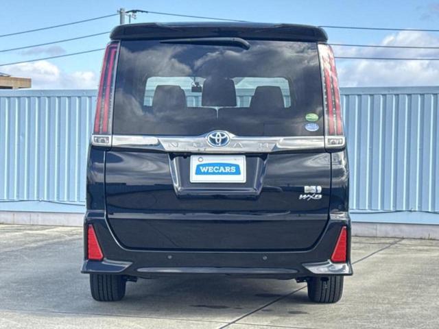 ノア ハイブリッドＳｉダブルバイビー２　保証書／純正　９インチ　ＳＤナビ／衝突安全装置／両側電動スライドドア／シートヒーター　前席／車線逸脱防止支援システム／シート　ハーフレザー／ドライブレコーダー　前後／ヘッドランプ　ＬＥＤ　バックカメラ（47枚目）