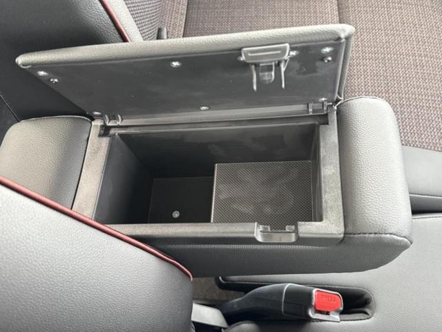 スペーシアカスタム ハイブリッドＸＳターボ　保証書／純正　９インチ　メモリーナビ／セーフティサポート（スズキ）／両側電動スライドドア／シートヒーター　前席／マルチテレインモニター／車線逸脱防止支援システム／シート　ハーフレザー　ターボ　禁煙車（31枚目）