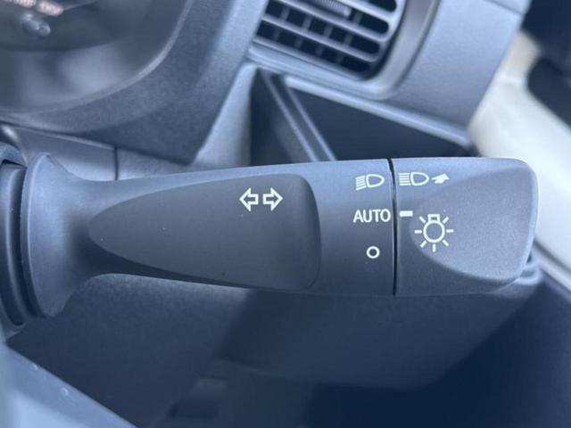 ハイゼットトラック 4WDスタンダード 保証書/スマートアシスト(トヨタ・ダイハツ)/登録済未使用車/ABS/横滑り防止装置/アイドリングストップ/禁煙車/パワーステアリング/オートライト/オートハイビーム/マニュアルエアコン/取扱説明書(12枚目)