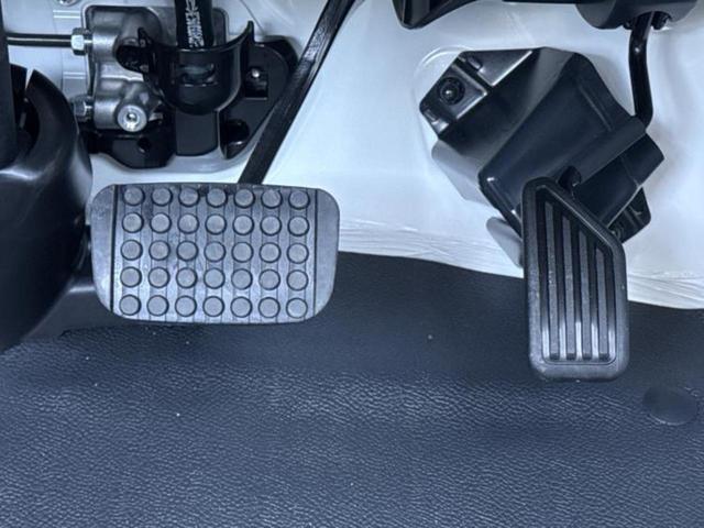 ハイゼットトラック 4WDスタンダード 保証書/スマートアシスト(トヨタ・ダイハツ)/登録済未使用車/ABS/横滑り防止装置/アイドリングストップ/禁煙車/パワーステアリング/オートライト/オートハイビーム/マニュアルエアコン/取扱説明書(36枚目)