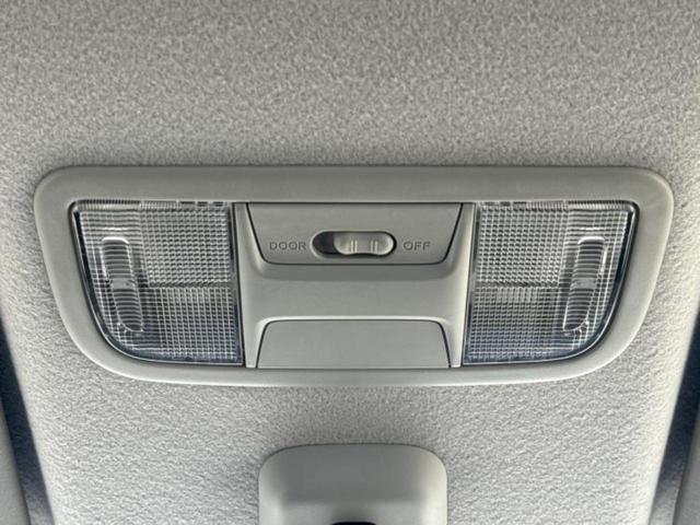 N-BOX G・Lパッケージ 新品タイヤ/社外 SDナビ/電動スライドドア/Bluetooth接続/EBD付ABS/横滑り防止装置/アイドリングストップ/バックモニター/フルセグTV/DVD/エアバッグ 運転席/エアバッグ 助手席(41枚目)