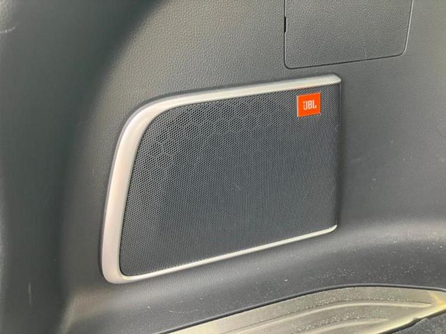 ハリアーハイブリッド Ｚレザーパッケージ　新品タイヤ／ＪＢＬ／保証書／純正　ＳＤナビ／デジタルインナーミラー／トヨタセーフティセンス／シートエアコン／パノラミックビューモニター／車線逸脱防止支援システム／シート　フルレザー／電動バックドア（14枚目）