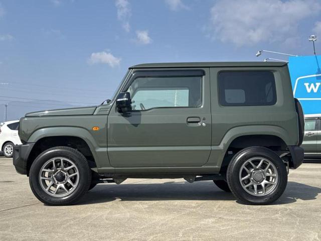 ジムニー ４ＷＤ　ＸＣ　保証書／ディスプレイオーディオ／セーフティサポート（スズキ）／シートヒーター　前席／車線逸脱防止支援システム／ヘッドランプ　ＬＥＤ／ＵＳＢジャック／Ｂｌｕｅｔｏｏｔｈ接続／ＥＢＤ付ＡＢＳ　ターボ（2枚目）