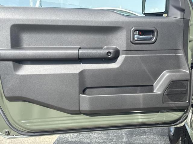 ジムニー ４ＷＤ　ＸＣ　保証書／ディスプレイオーディオ／セーフティサポート（スズキ）／シートヒーター　前席／車線逸脱防止支援システム／ヘッドランプ　ＬＥＤ／ＵＳＢジャック／Ｂｌｕｅｔｏｏｔｈ接続／ＥＢＤ付ＡＢＳ　ターボ（21枚目）